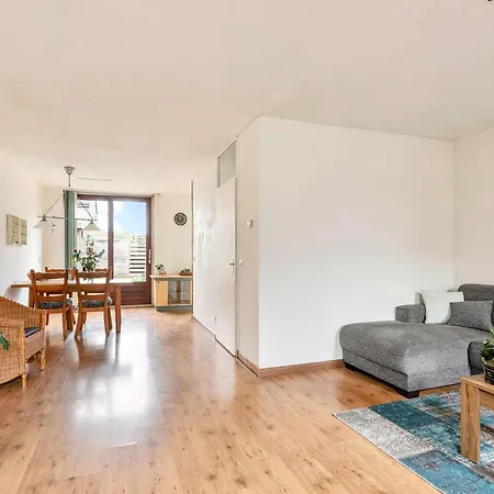 Ervaar Een Perfect Verblijf In Briandstraat 5, Zevenaar! Lejlighed Zevenaar