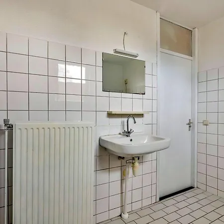 Ervaar Een Perfect Verblijf In Briandstraat 5, Zevenaar! *